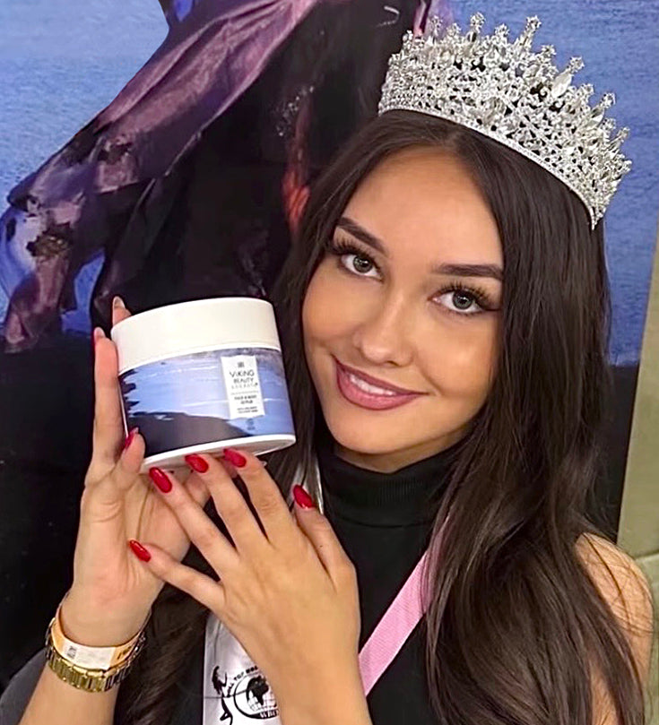 Exfoliating Face & Body Scrub with Icelandic Volcanic Sand